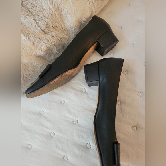 Ferragamo Heeled Ballerina - Picture 2 of 8